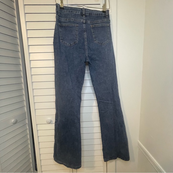 Jeans - Picture 2 of 5